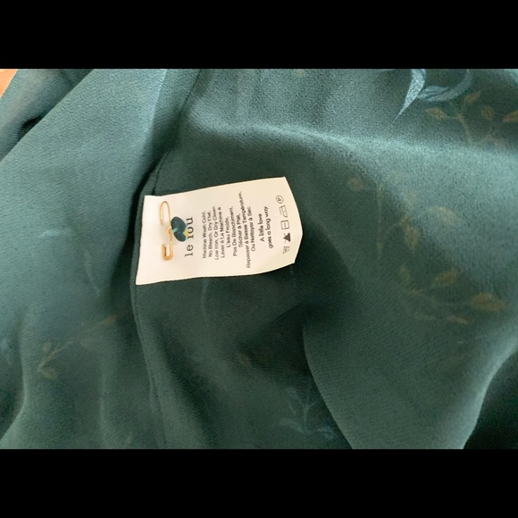 Aritzia Wilfred Le Fou Dress Exclusive - Picture 5 of 7